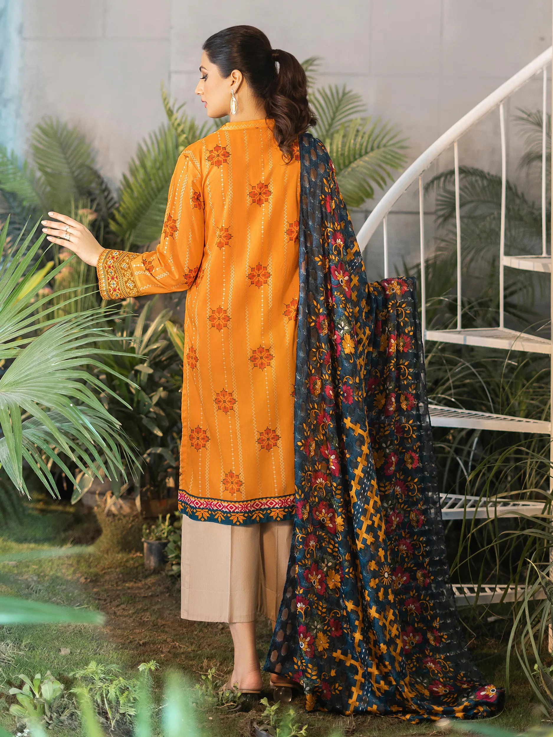 2 Piece Lawn Suit-Embroidered (Unstitched)