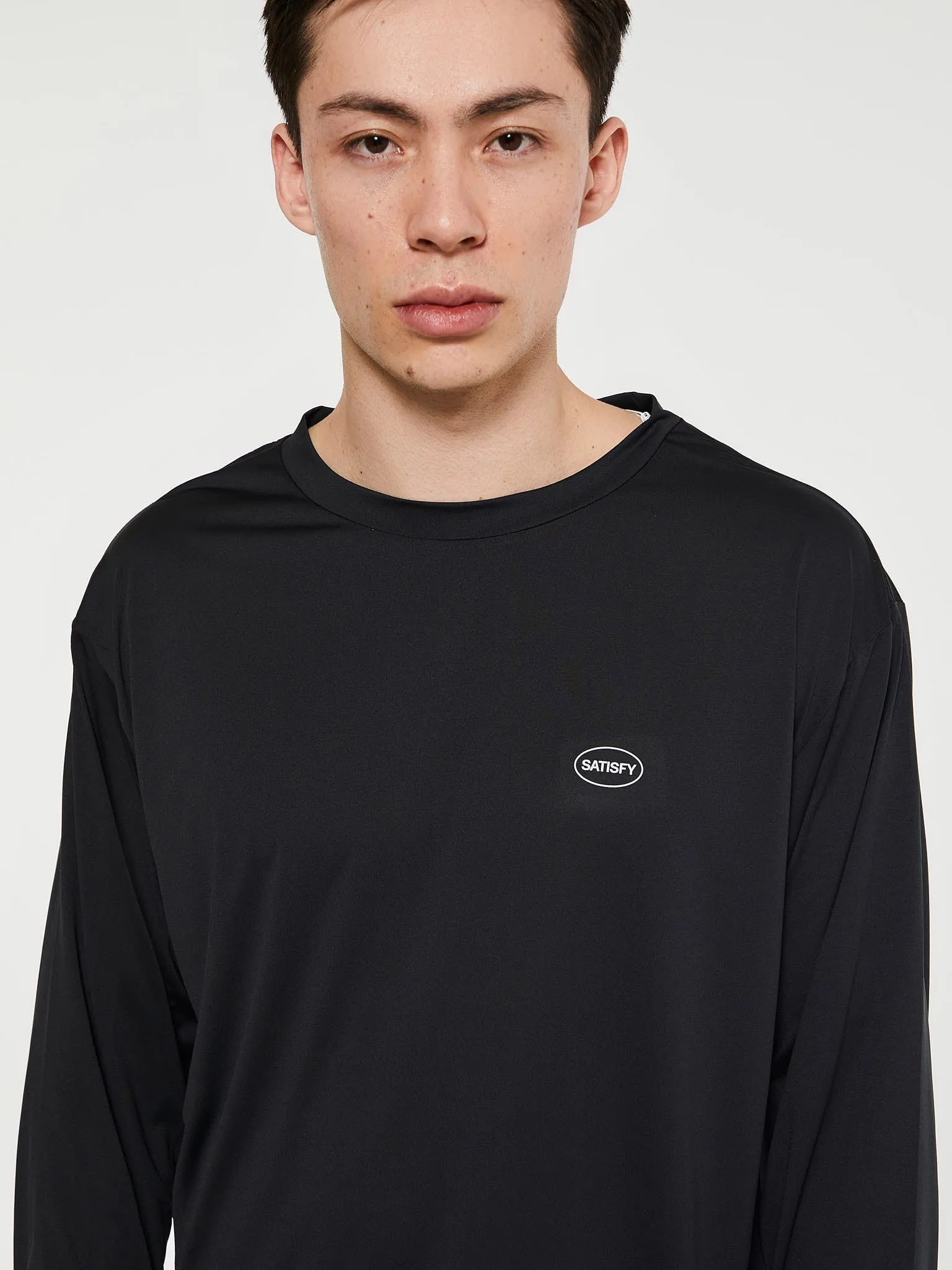 AuraLite Long T-Shirt in Black