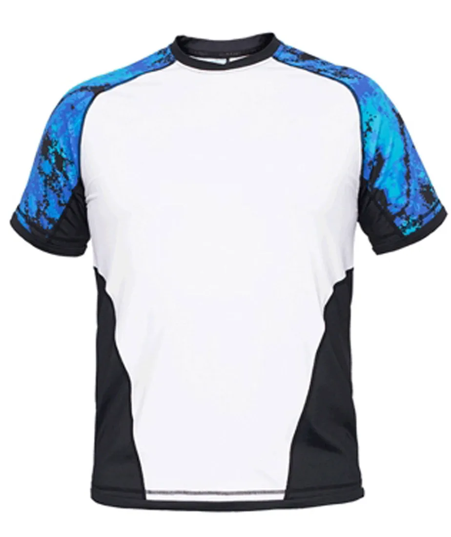 Bare Men's Short Sleeve Camo Watershirt Rash Guard with 50  SPF UV Protection