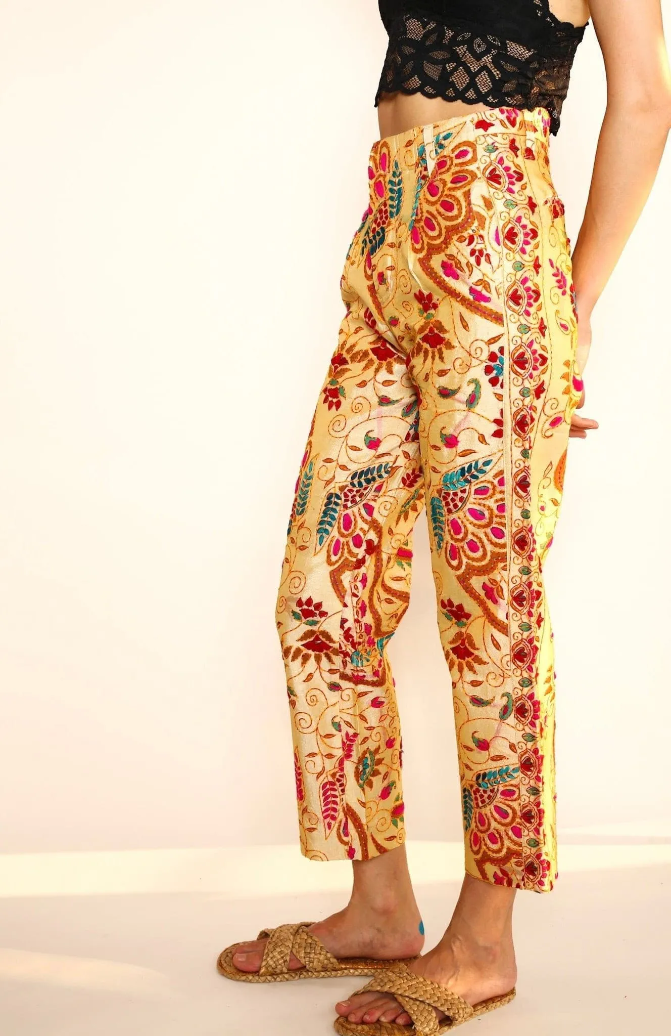 EMBROIDERED PANTS FARRAH