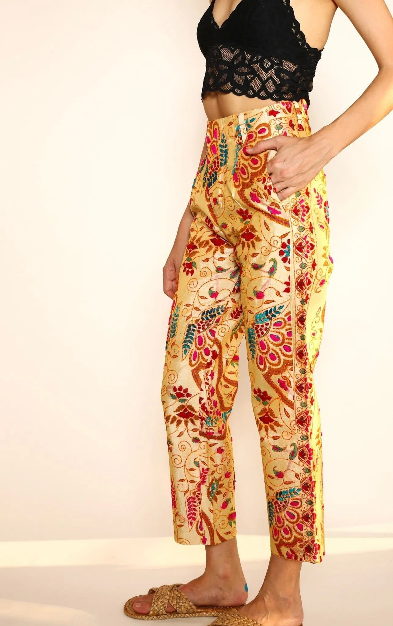 EMBROIDERED PANTS FARRAH