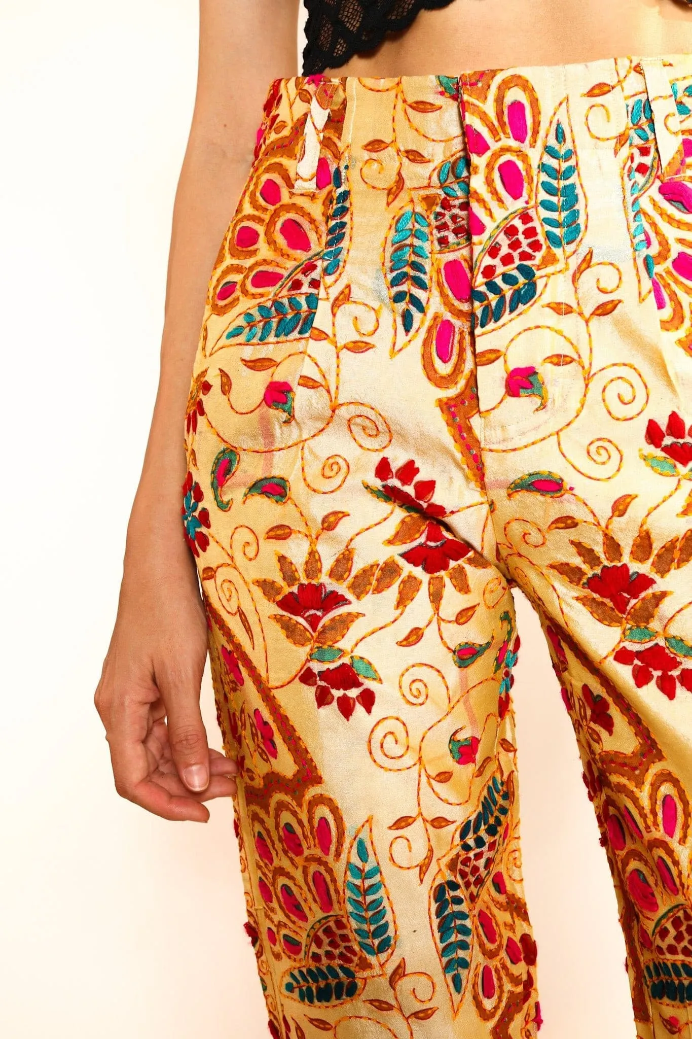 EMBROIDERED PANTS FARRAH