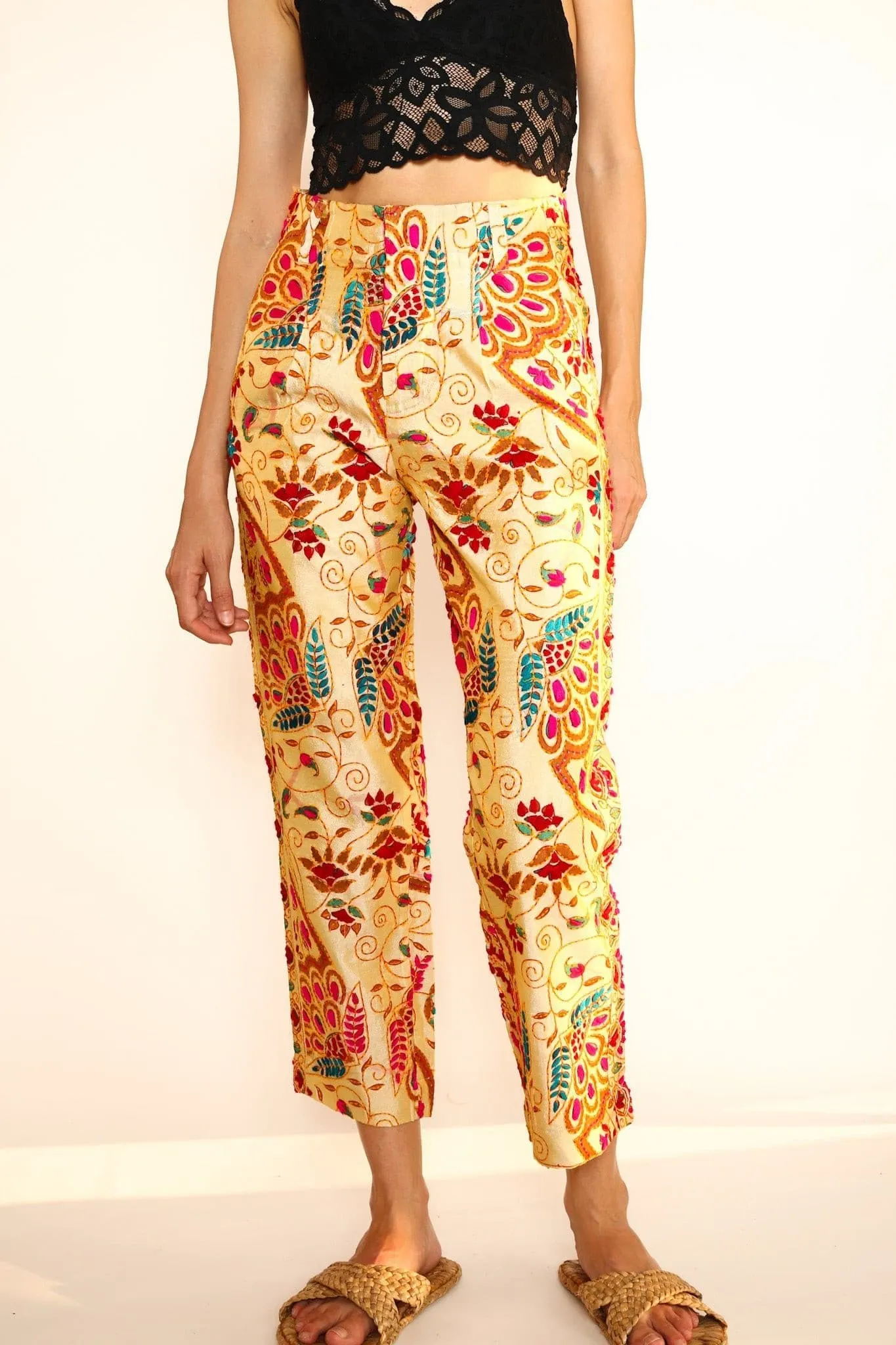 EMBROIDERED PANTS FARRAH