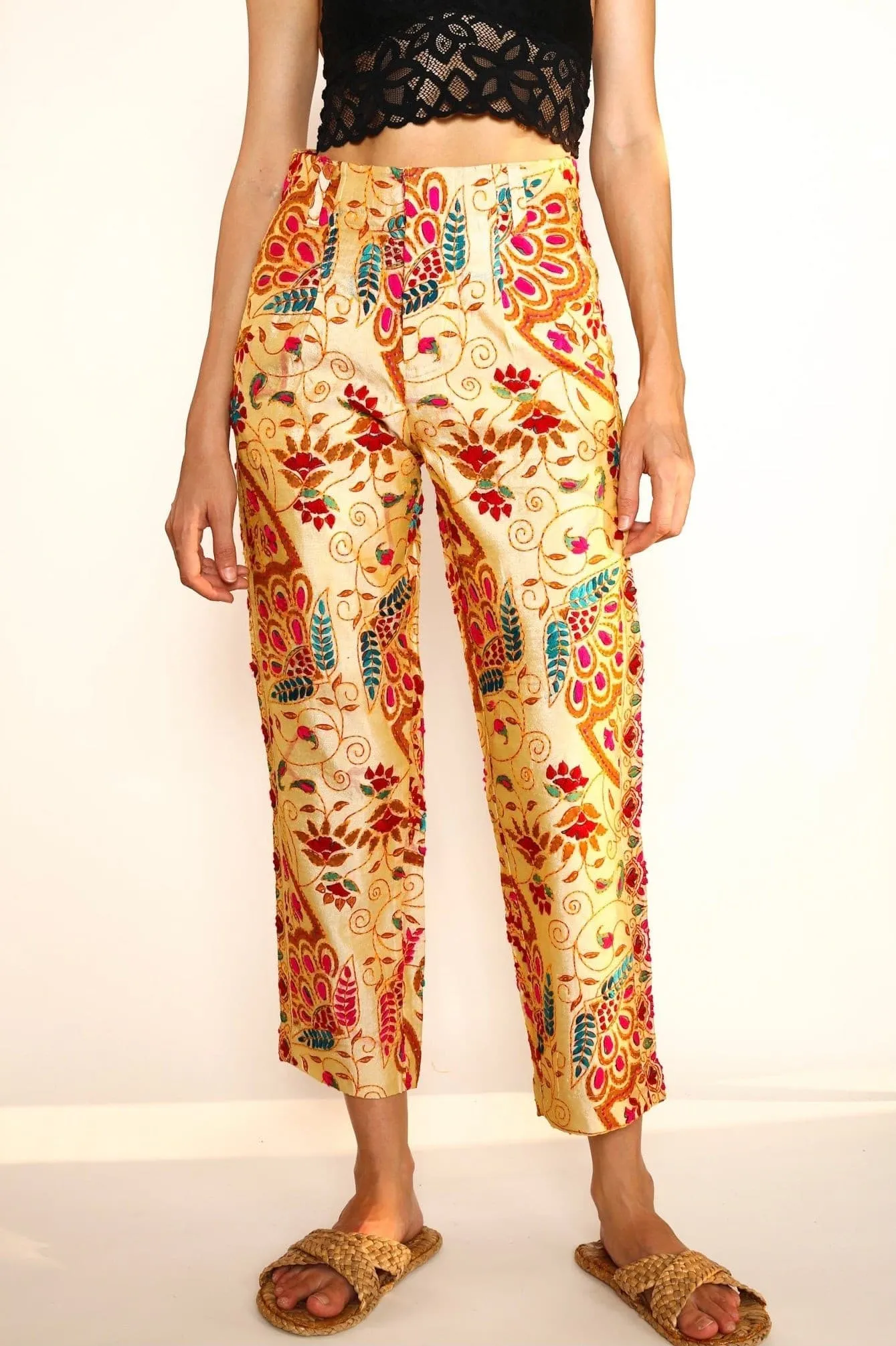 EMBROIDERED PANTS FARRAH