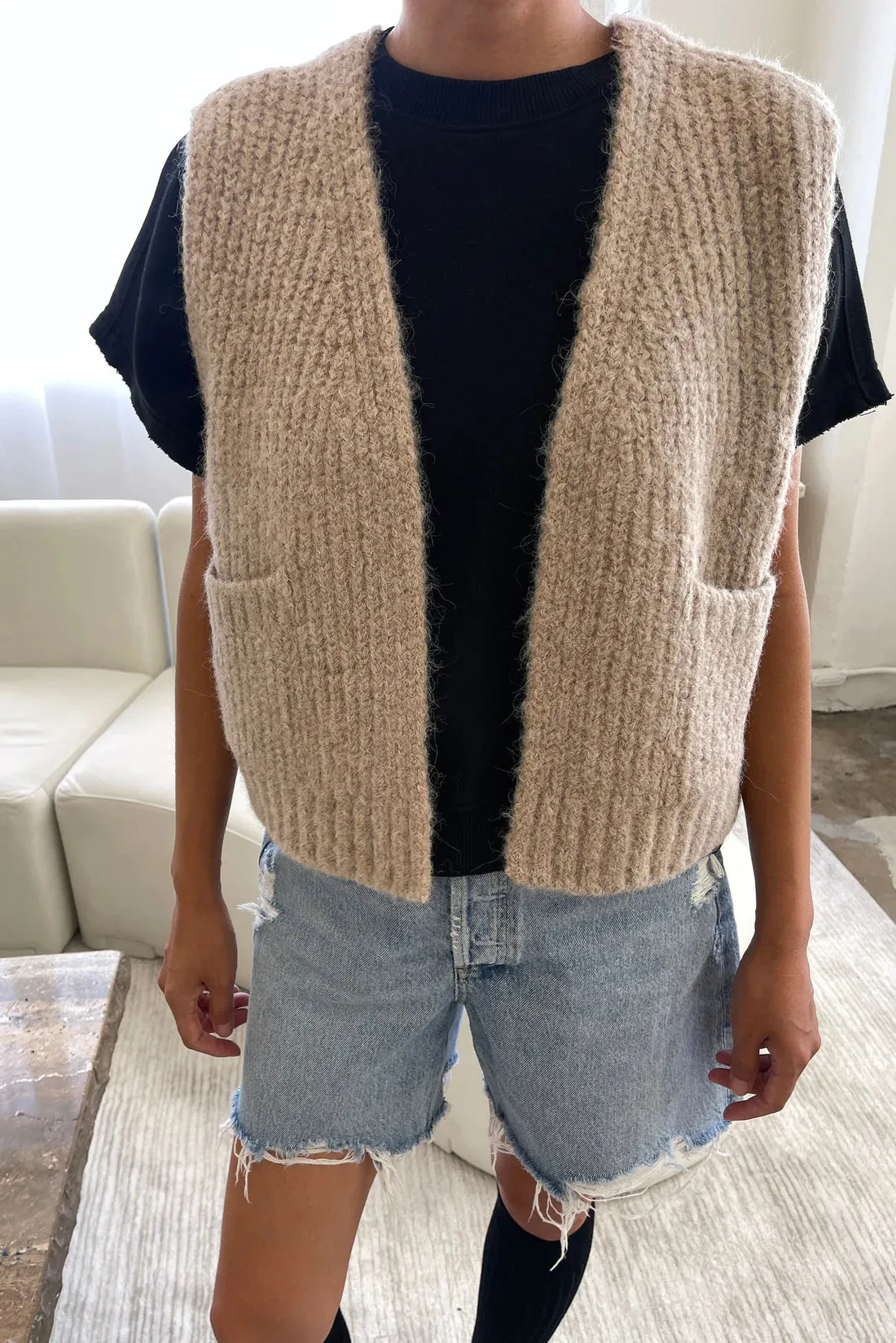 Le Bon Shoppe - Alpaca Grandpa Vest | Oatmeal