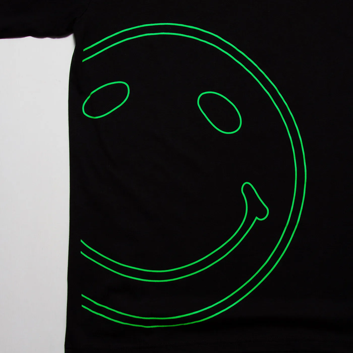 Neon Outline Side Smiley - Oversized Tshirt - Black