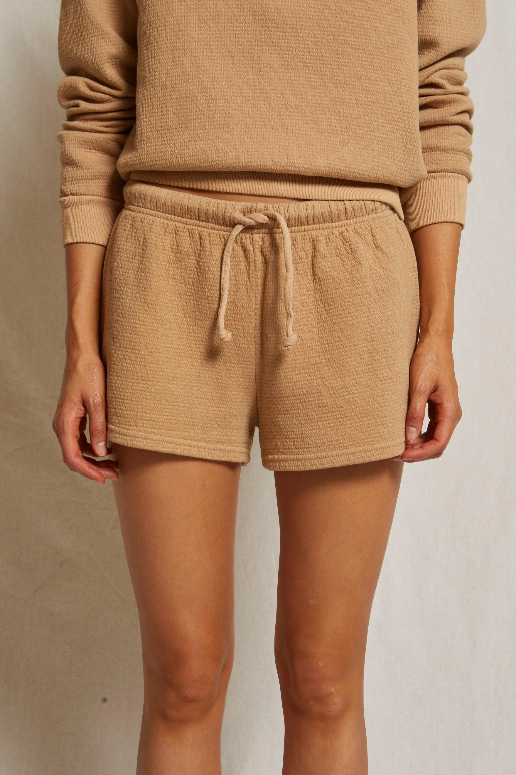 Perfect White Tee - Bonham Military Thermal Quilted Shorts