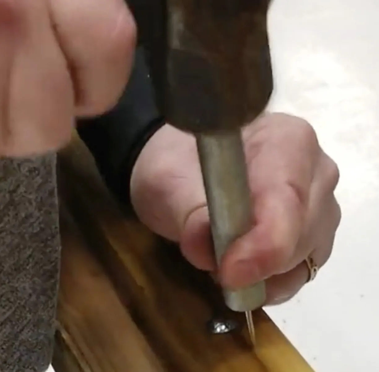 Rug Pole Pin Installation Tool