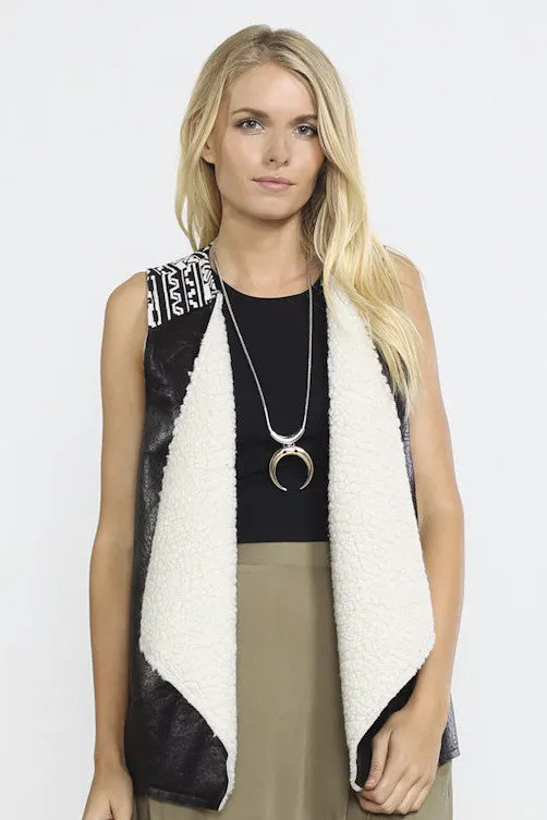 Santa Fe Vest - Black  - SALE (S,M,L)