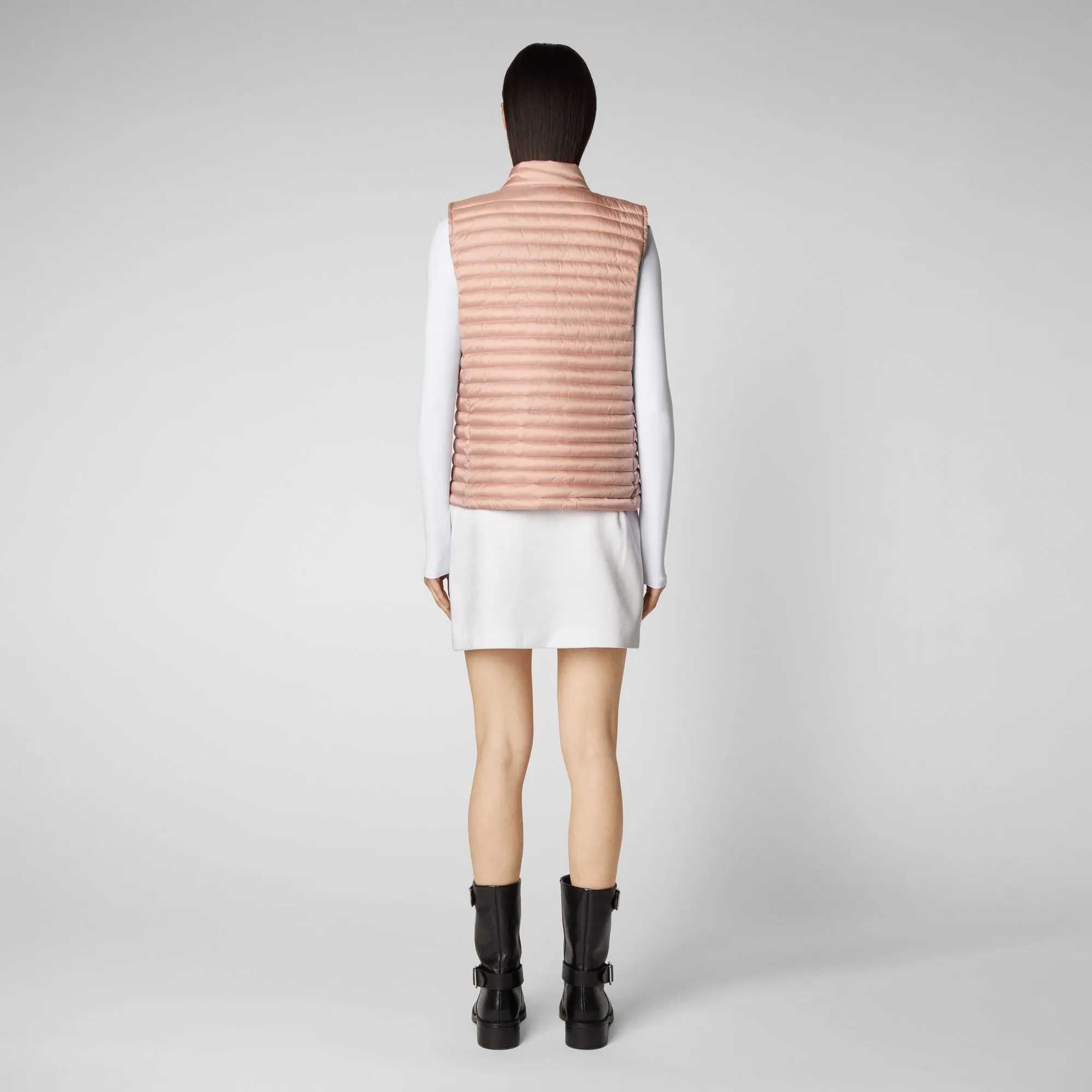 Woman's vest Aria in powder pink