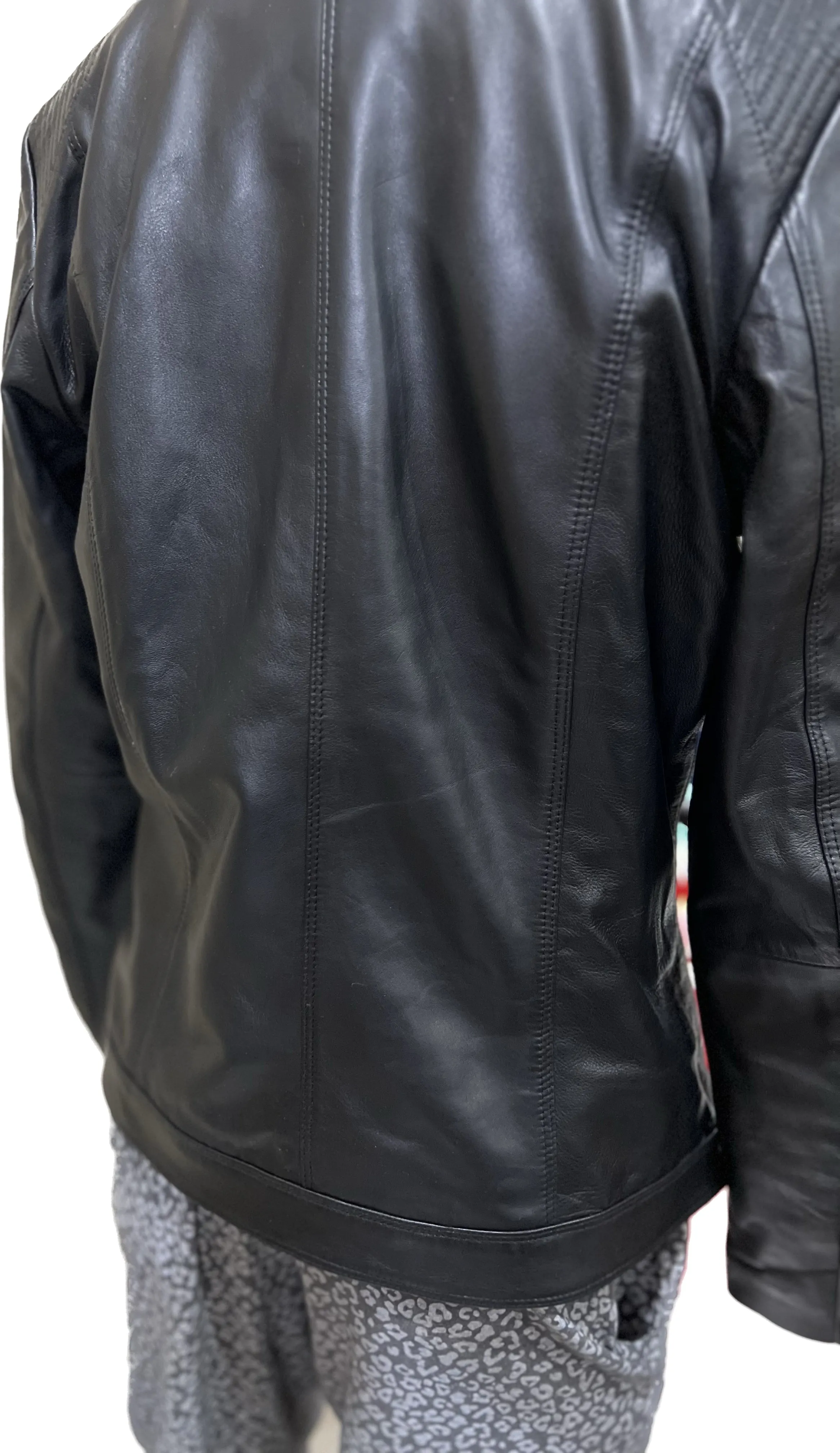 Women Lambskin Leather Bomber Jacket L1